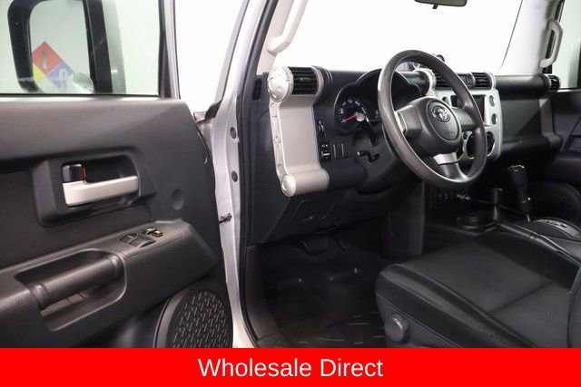 Used 2008 Toyota FJ Cruiser 4WD image 8