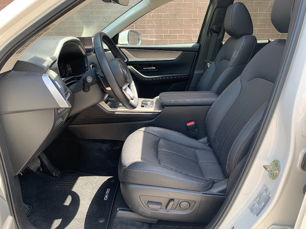 Used 2024 MAZDA CX-90 Plug-In Hybrid w/ Preferred AWD/4WD image 12
