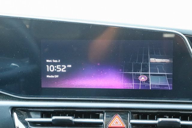 Certified 2025 Kia Niro EX FWD image 15