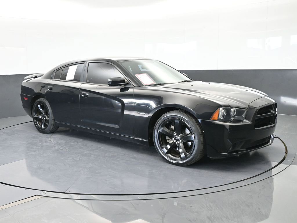 Used 2014 Dodge Charger R/T w/ Blacktop Package image 8