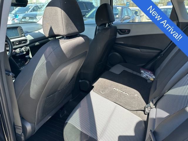 Used 2021 Hyundai Kona SEL Plus w/ Cargo Package image 11