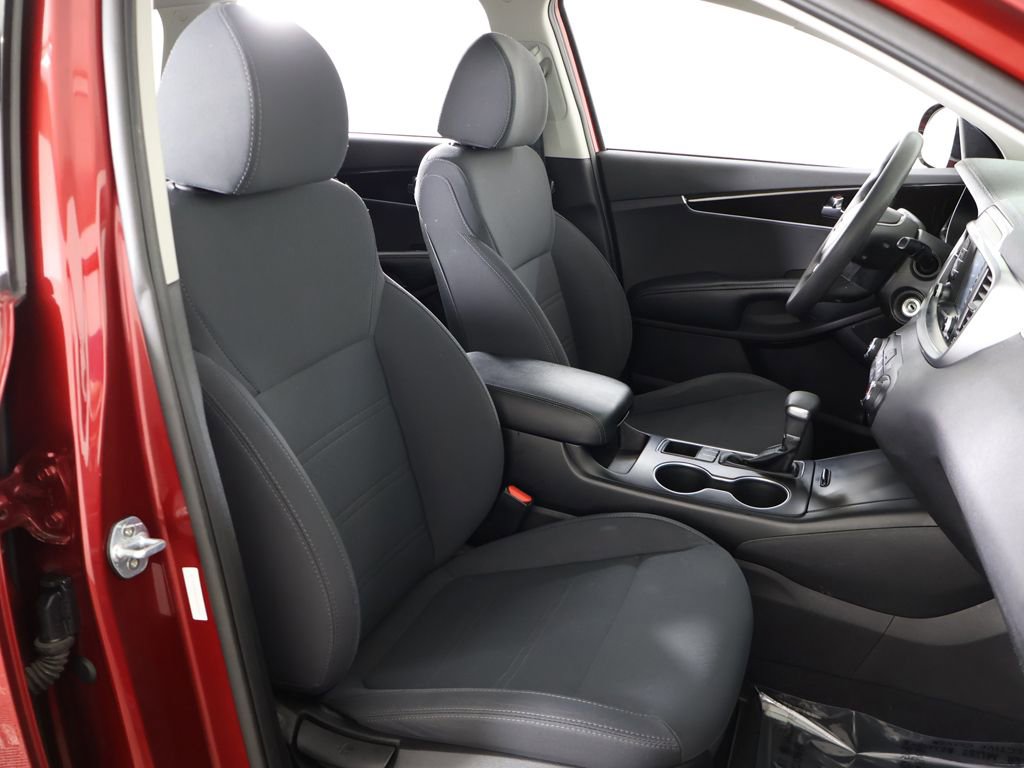 Used 2019 Kia Sorento FWD image 27