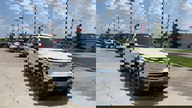 New 2026 Chevrolet Silverado EV LT image 3