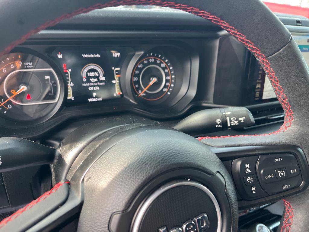 Used 2024 Jeep Gladiator Rubicon image 9