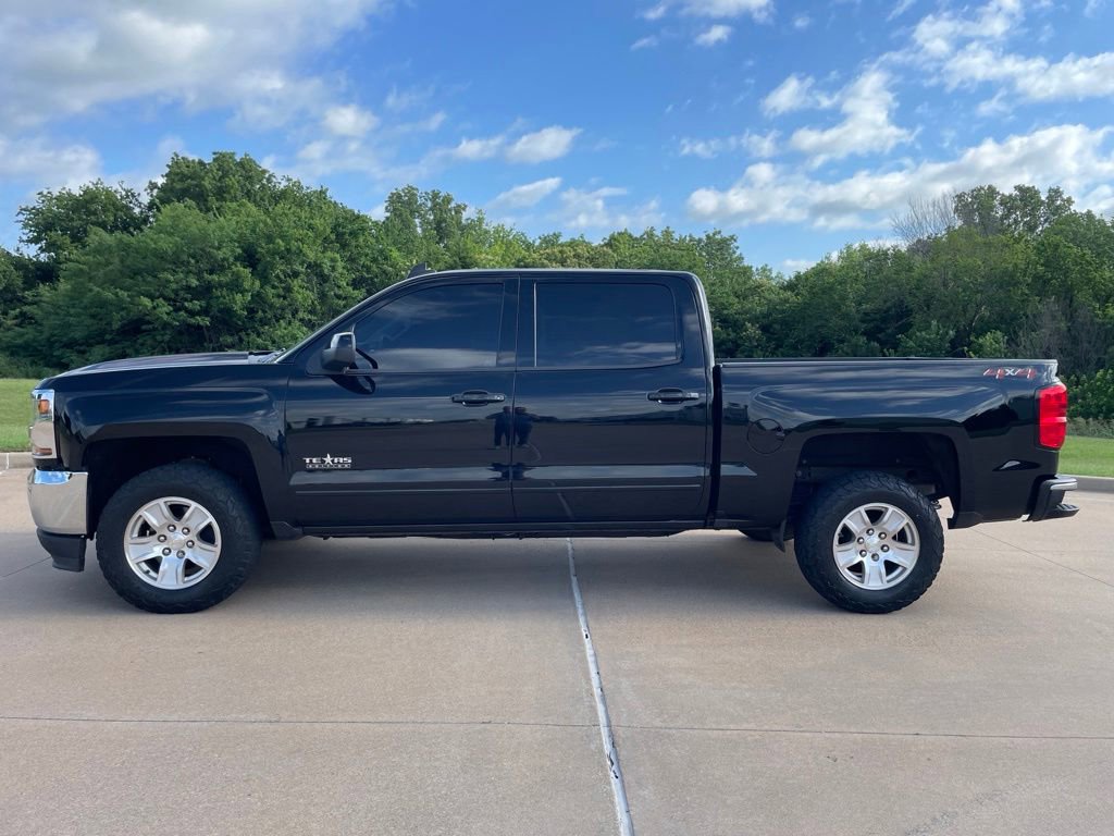 Used 2018 Chevrolet Silverado 1500 LT w/ Texas Edition AWD/4WD image 2