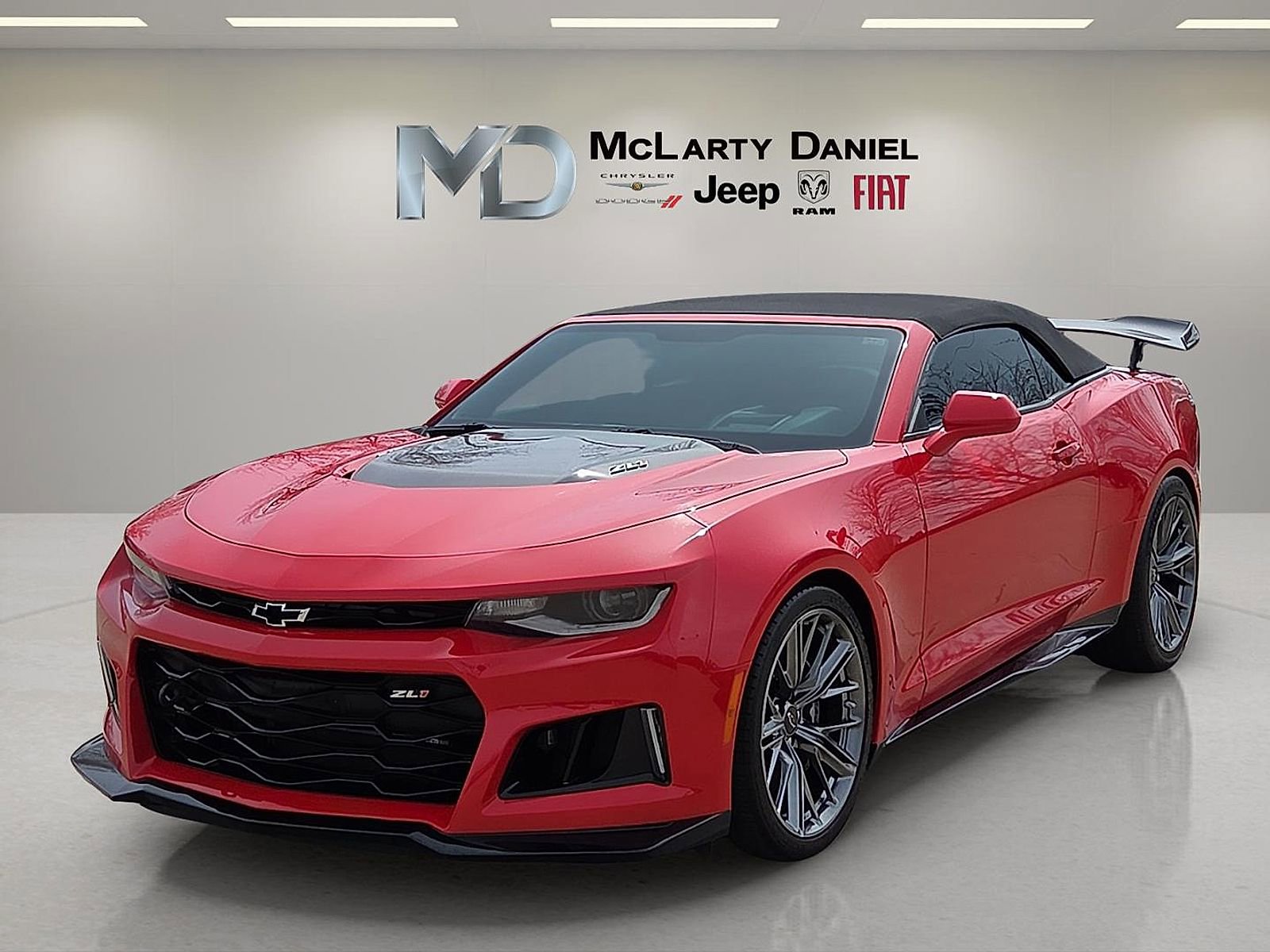 Used 2022 Chevrolet Camaro ZL1 image 2