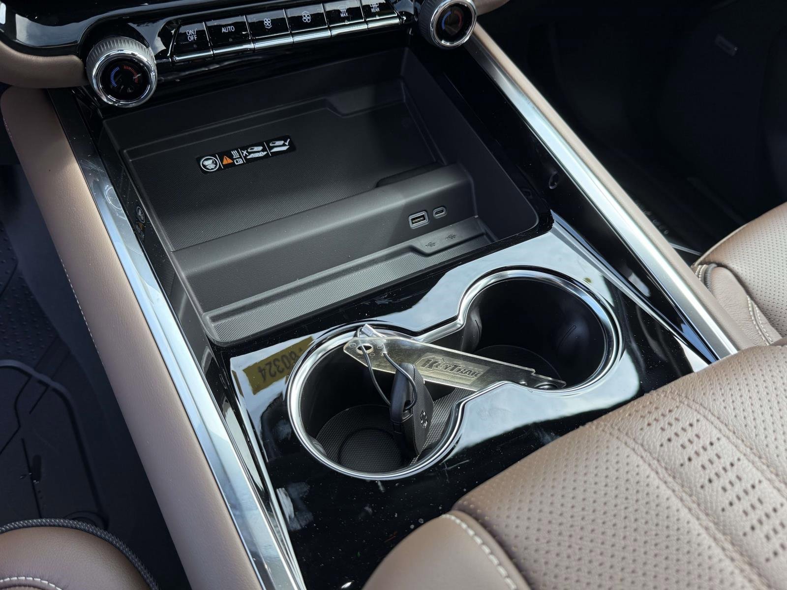 New 2026 Chevrolet Tahoe High Country image 13