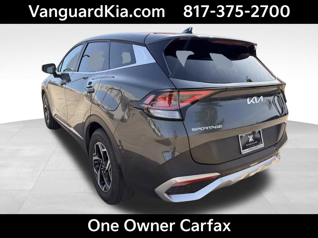 Certified 2024 Kia Sportage LX image 2