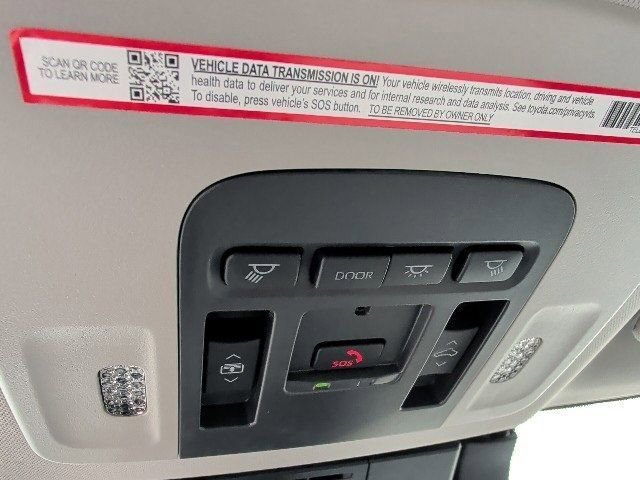 Certified 2025 Toyota Camry XLE image 8