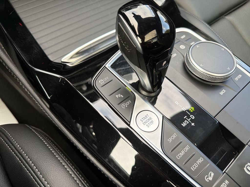 Used 2023 BMW X4 xDrive30i AWD/4WD image 18