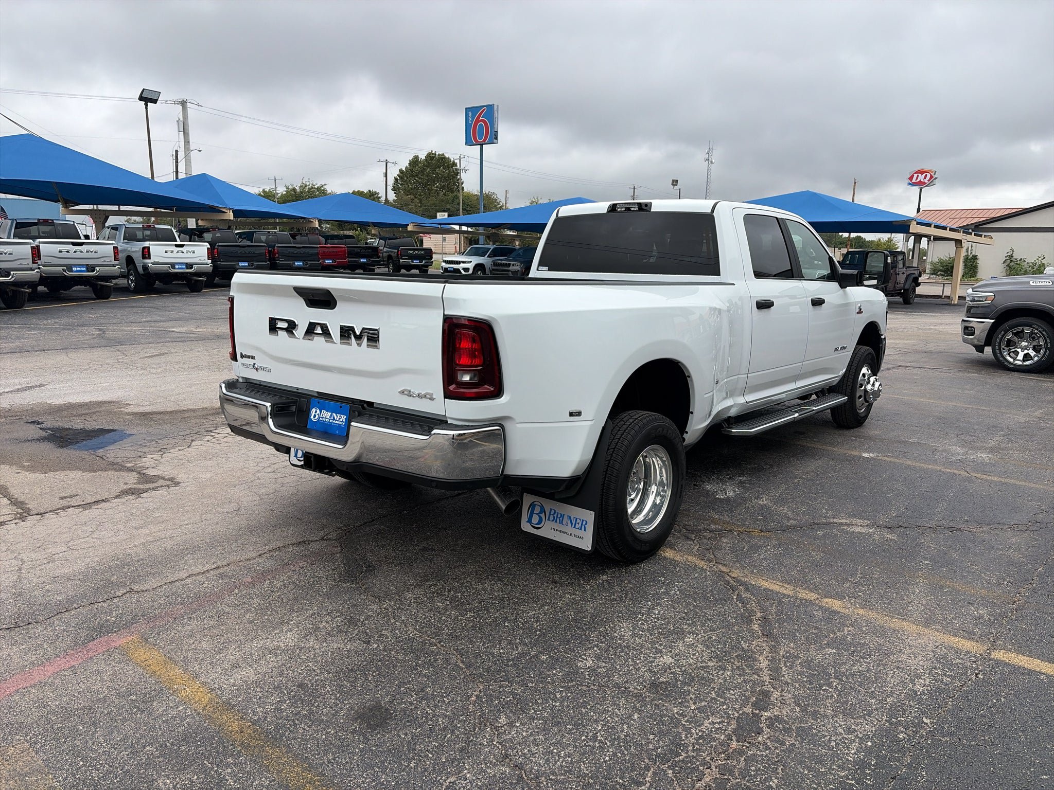New 2027 RAM 3500 Lone Star AWD/4WD image 13