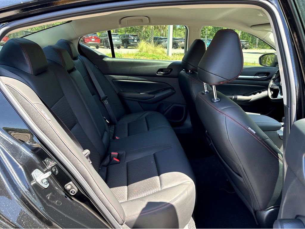 New 2026 Nissan Altima 2.5 SR FWD image 13