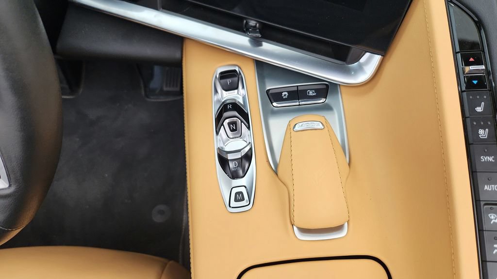 Used 2023 Chevrolet Corvette Stingray Preferred Conv w/ Z51 Performance Package RWD image 44