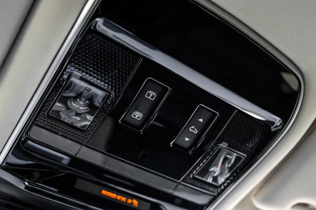 New 2026 Land Rover Range Rover SE AWD/4WD image 34