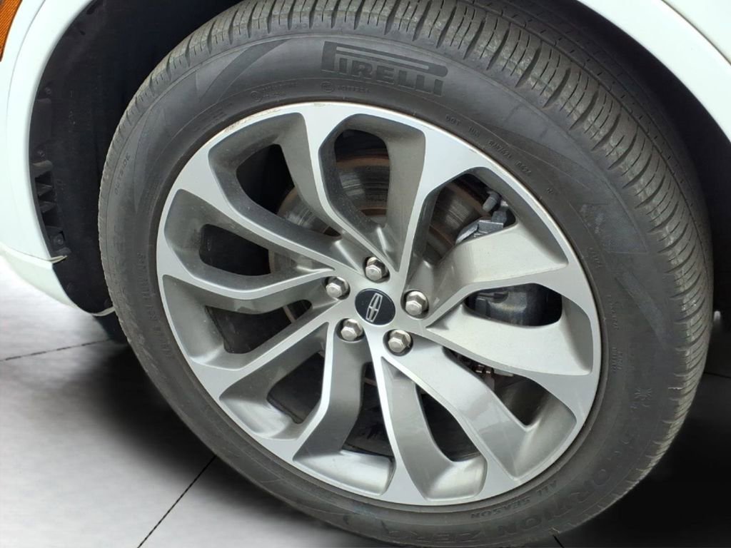 Used 2021 Lincoln Aviator Grand Touring w/ Equipment Group 302A image 24