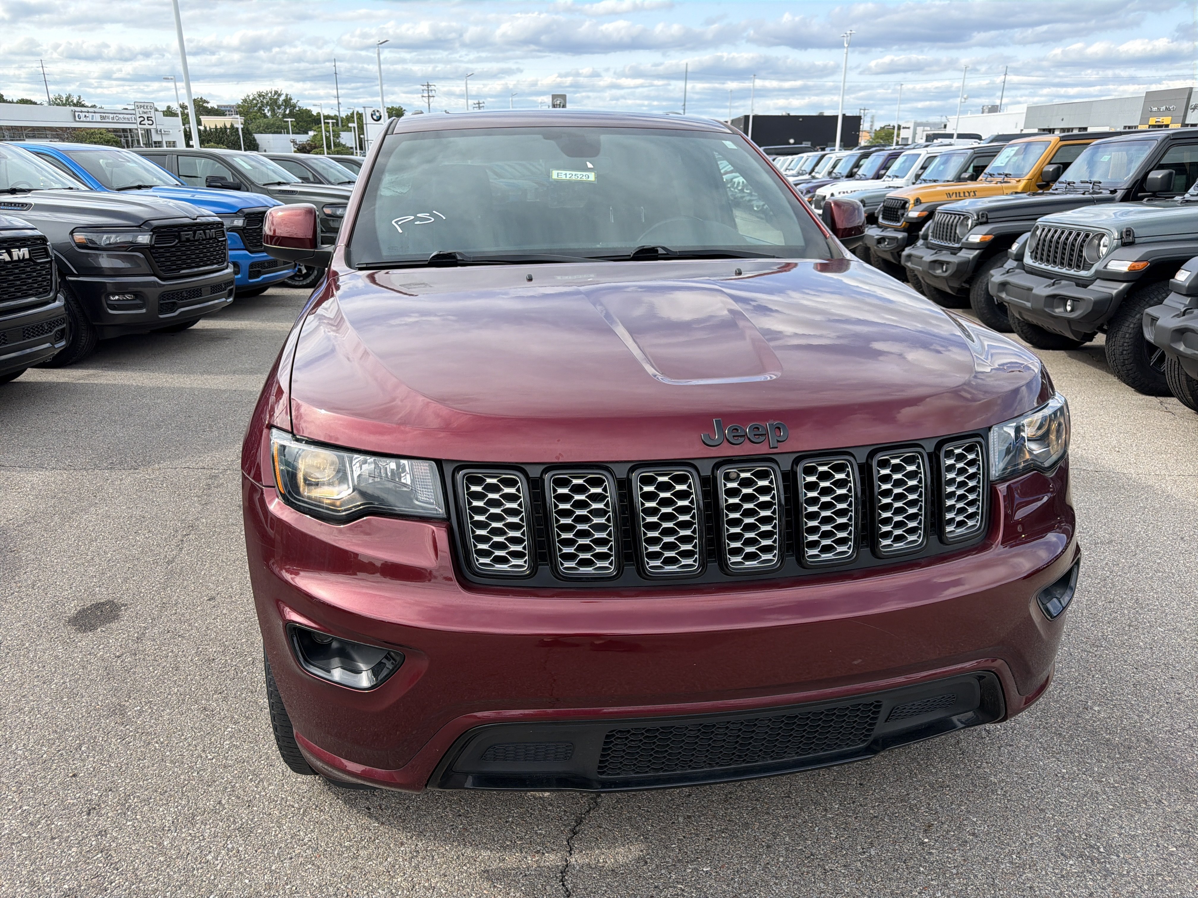 Certified 2020 Jeep Grand Cherokee Altitude AWD/4WD image 12