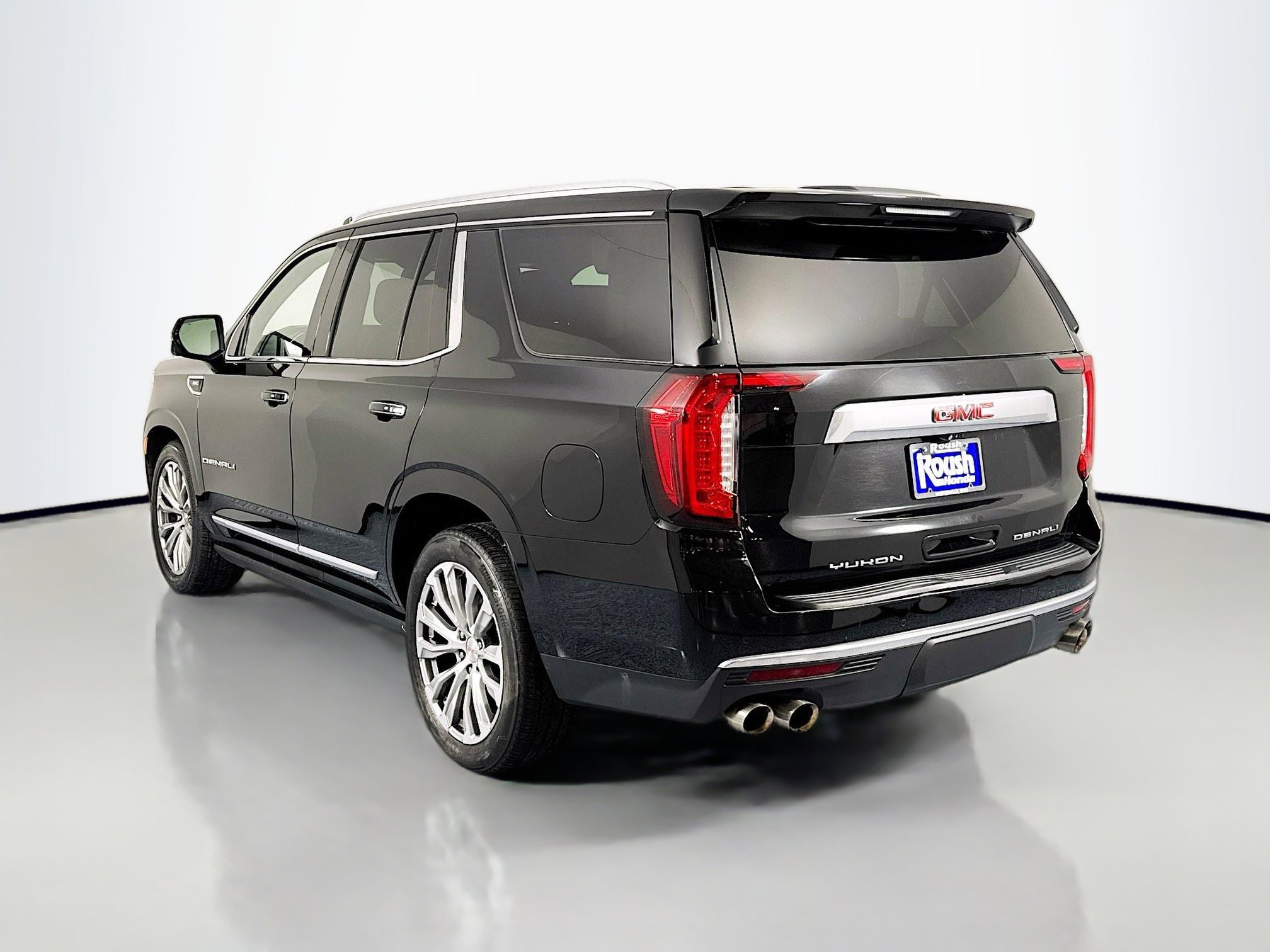 Used 2021 GMC Yukon Denali w/ Denali Ultimate Package image 7