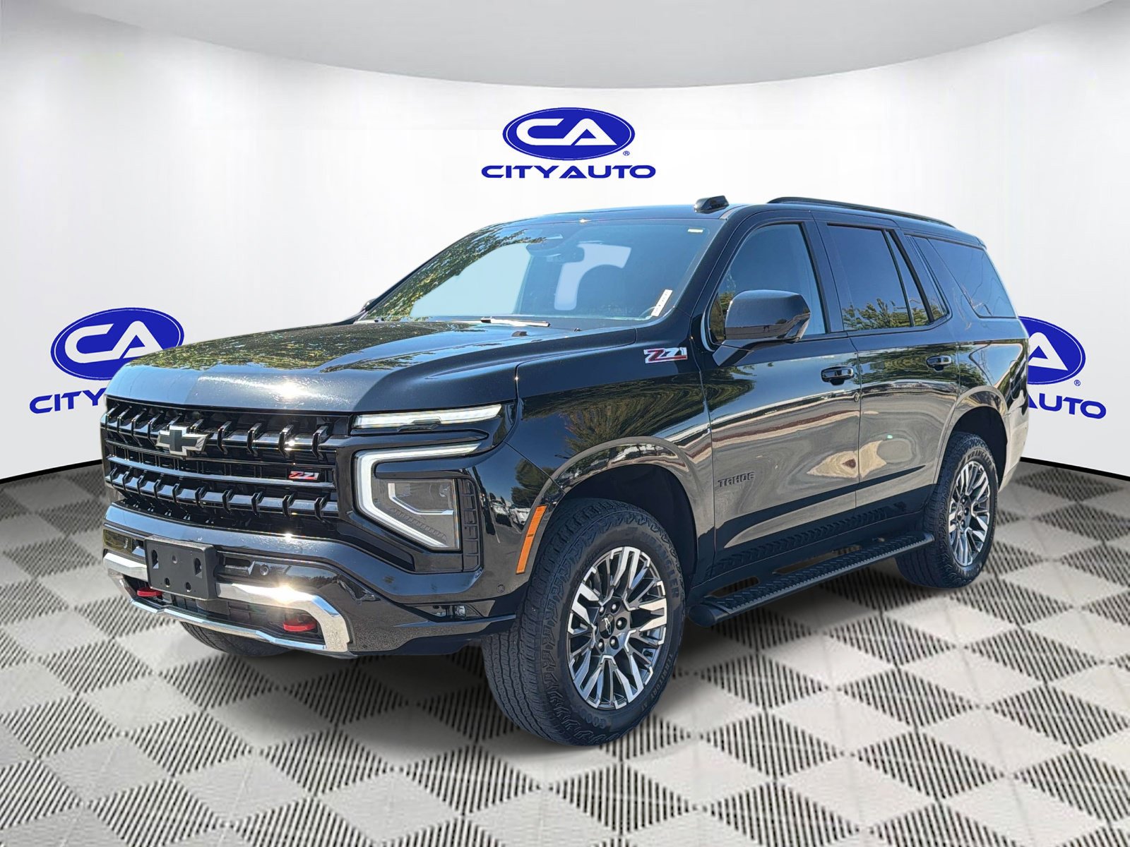 Used 2025 Chevrolet Tahoe Z71 AWD/4WD image 8