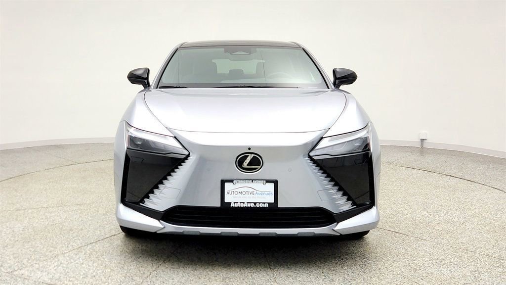 Used 2023 Lexus RZ 450e Premium w/ Accessory Package (2T) image 2