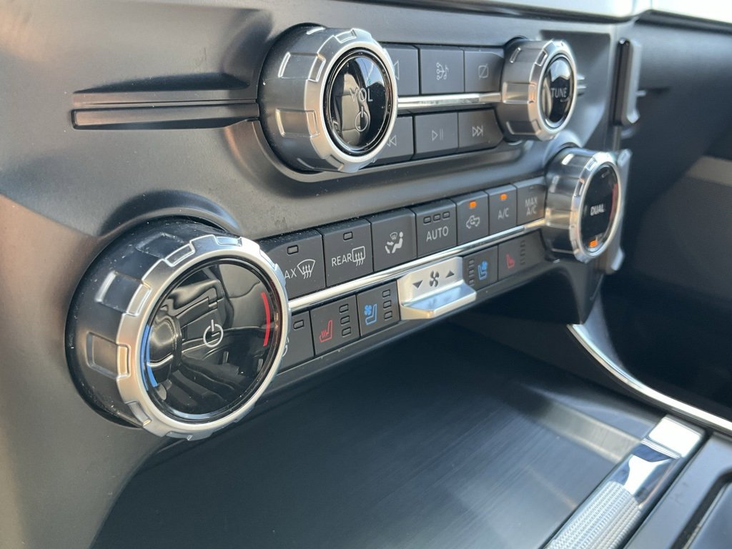 Used 2023 Ford F150 Lariat w/ Equipment Group 502A High image 4