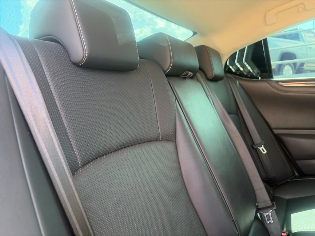 Used 2019 Lexus ES 300h w/ Premium Package FWD image 16