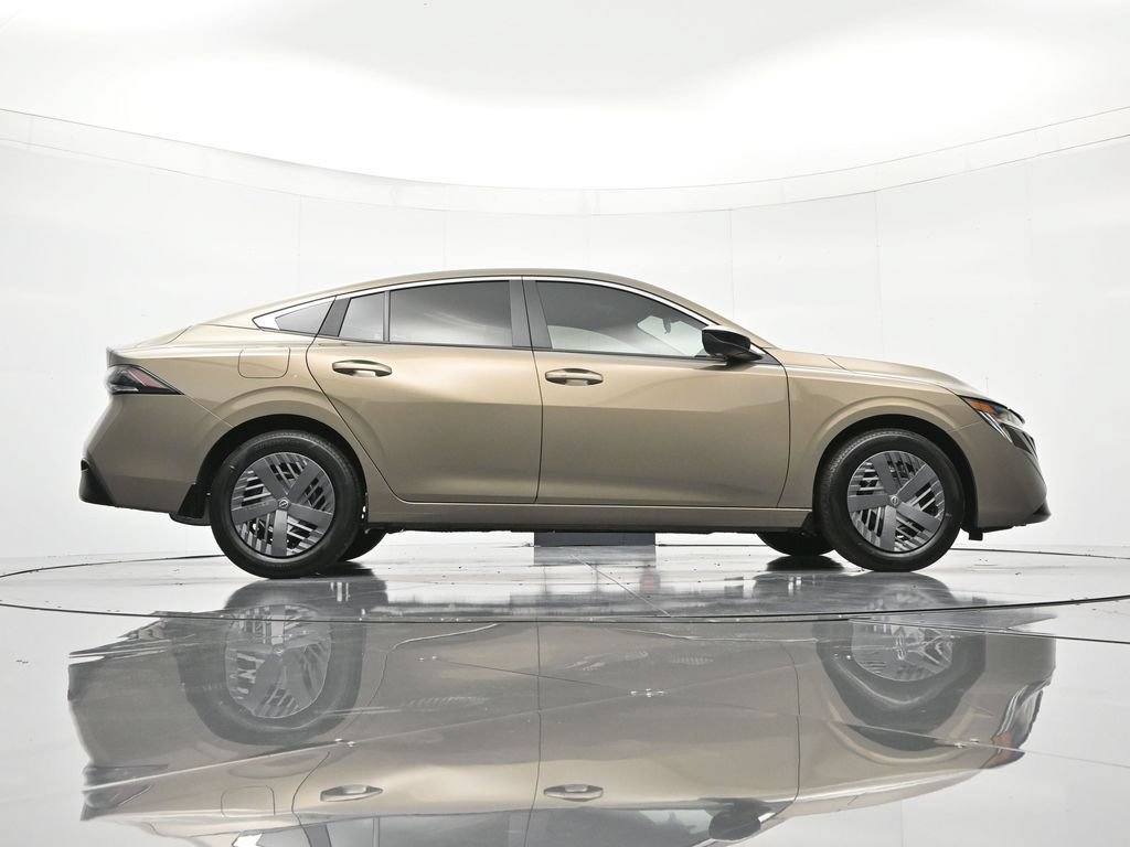 New 2026 Nissan Sentra SV w/ Floor Mat Package FWD image 38