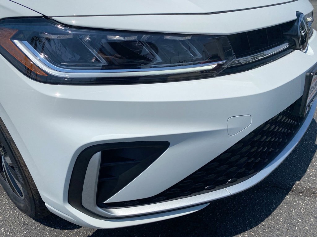 New 2025 Volkswagen Jetta S image 9