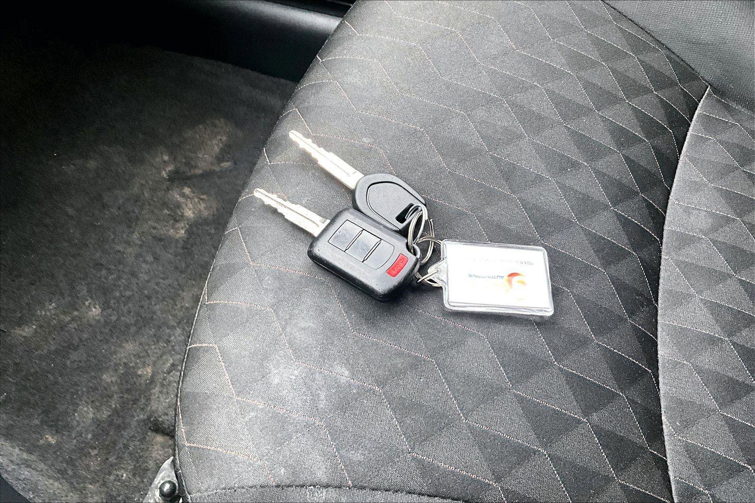 Used 2021 Mitsubishi Mirage ES image 12