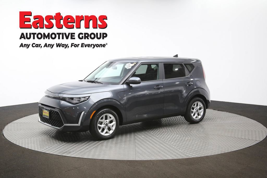 Used 2023 Kia Soul LX w/ LX Technology Package image 56