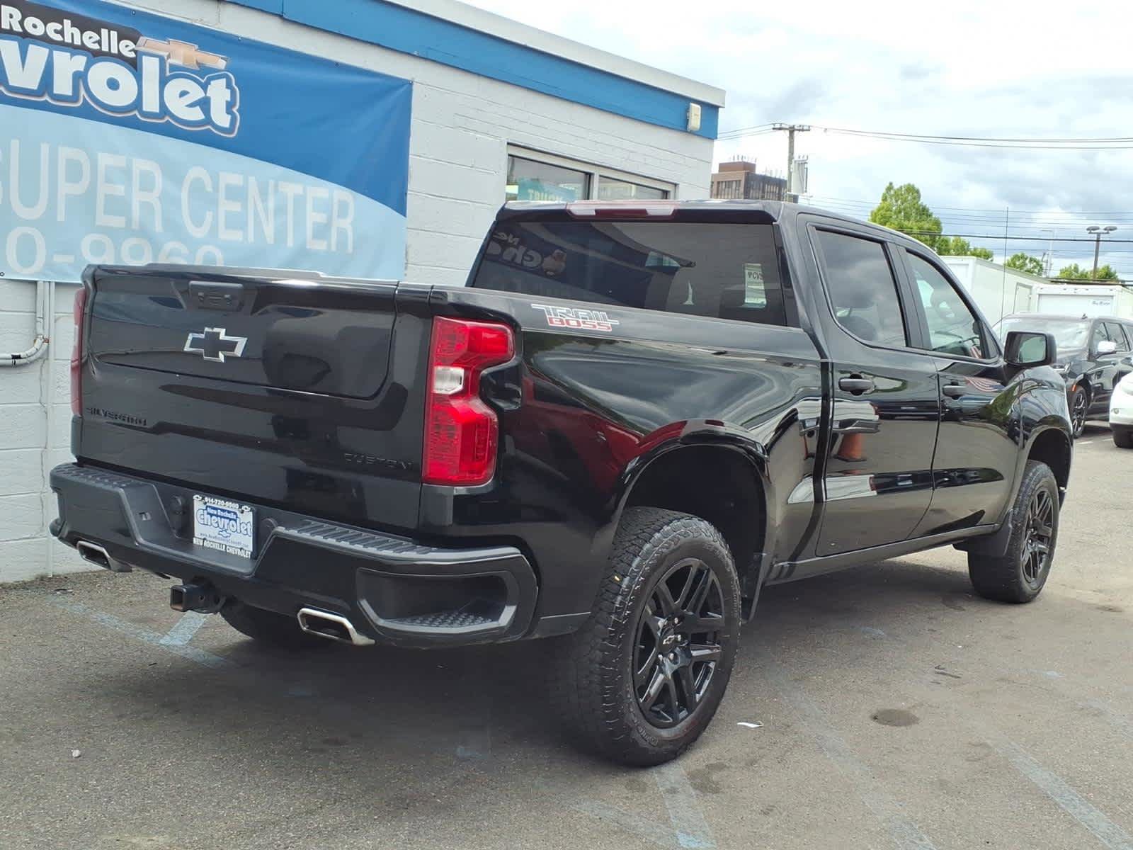 Used 2024 Chevrolet Silverado 1500 Custom Trail Boss AWD/4WD image 6