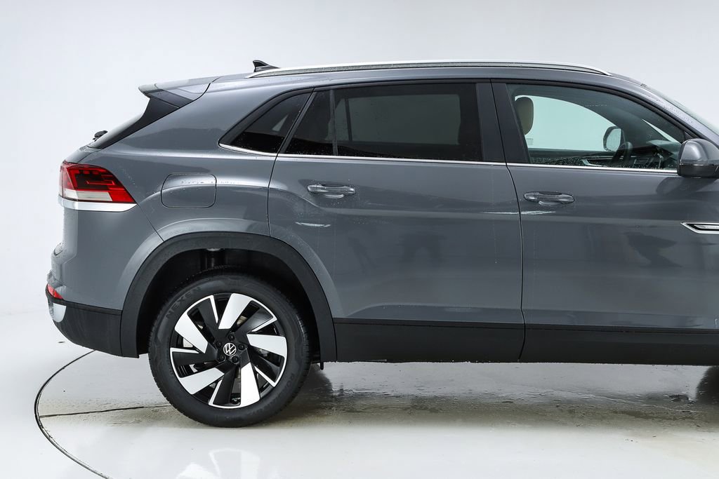 New 2026 Volkswagen Atlas Cross Sport SE image 11