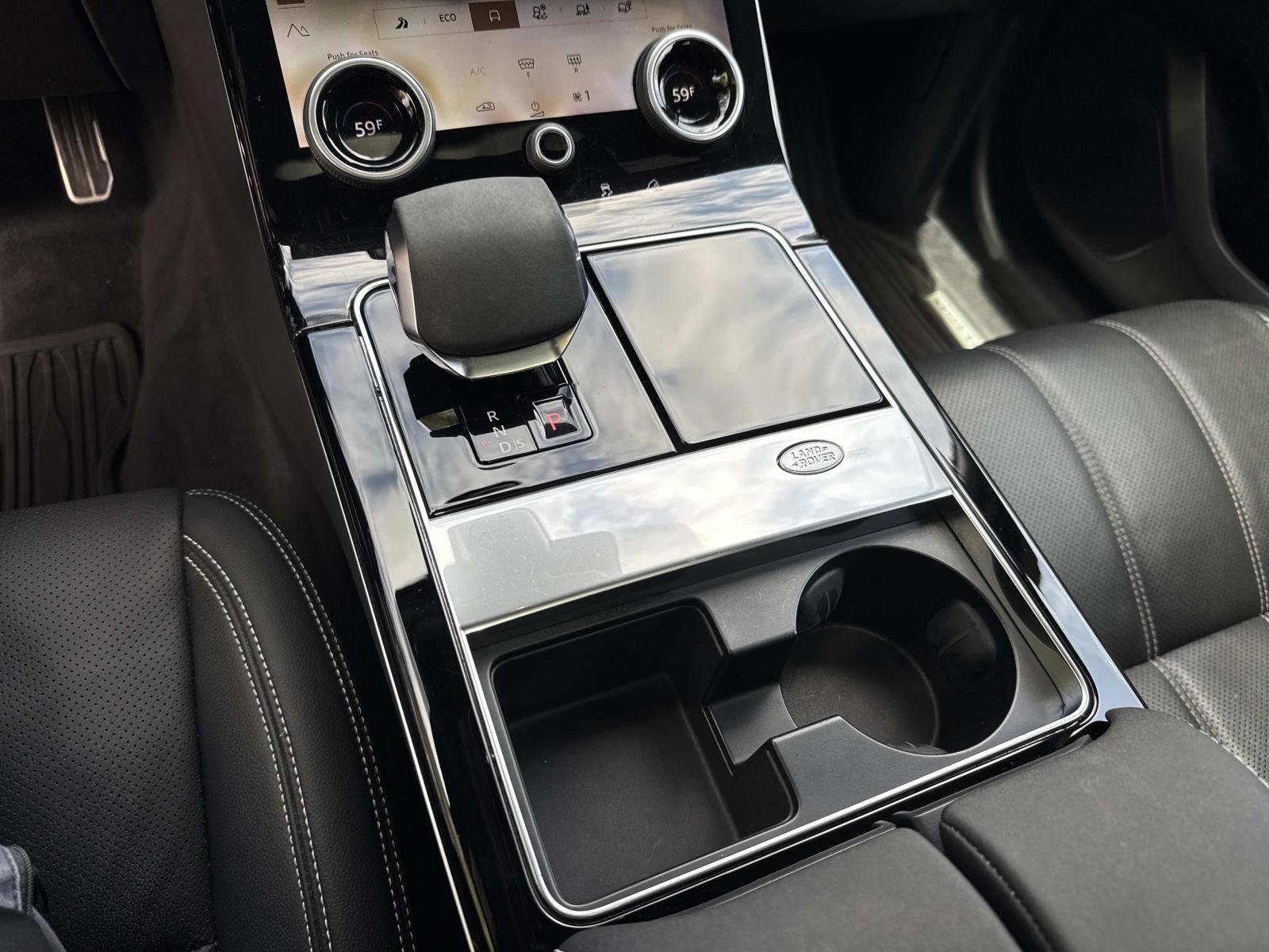 Certified 2023 Land Rover Range Rover Velar R-Dynamic S AWD/4WD image 27