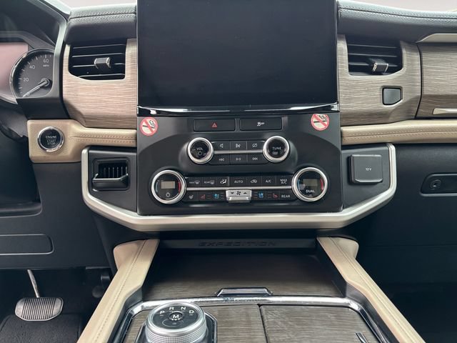 Used 2023 Ford Expedition Limited AWD/4WD image 11