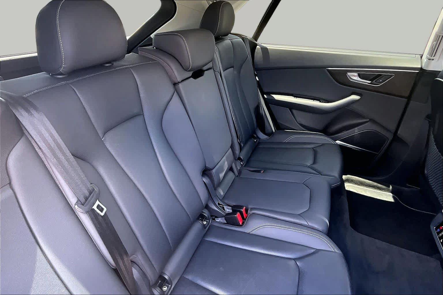 Used 2019 Audi Q8 Prestige w/ Year 1 Package AWD/4WD image 20