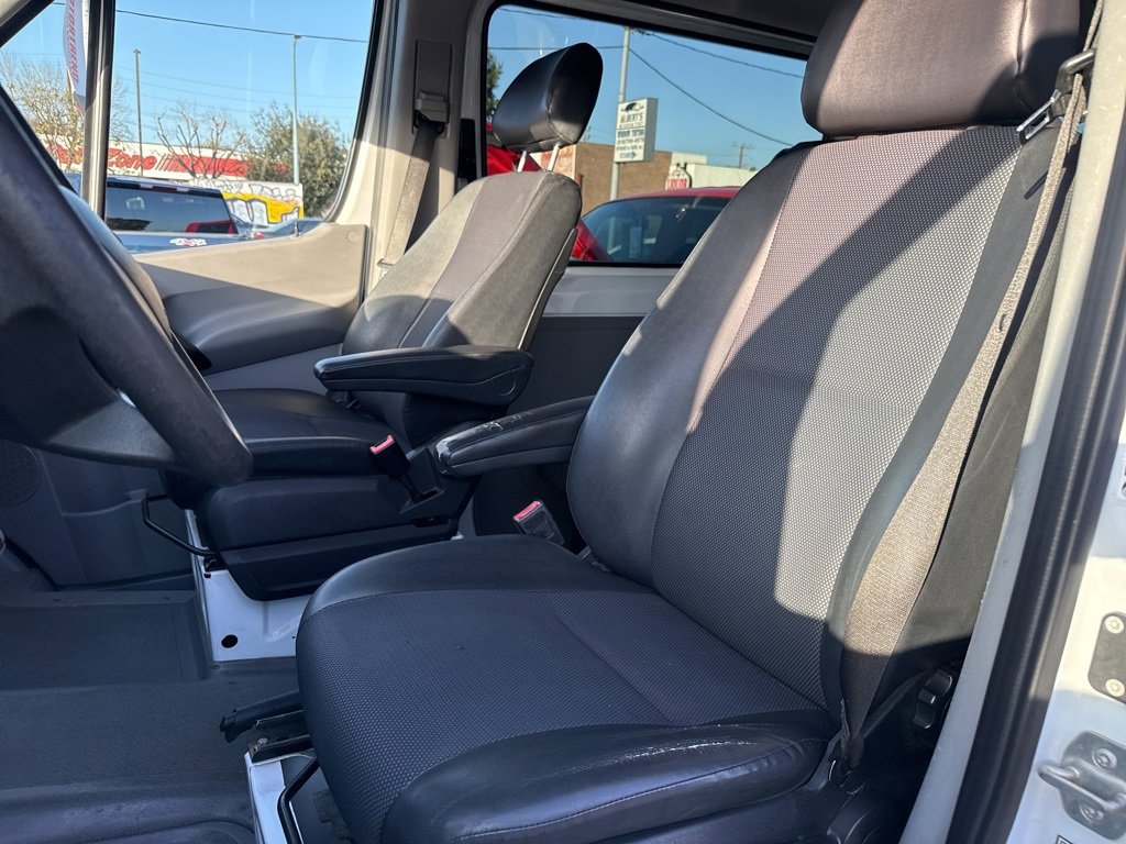 Used 2017 Mercedes-Benz Sprinter 144 Cargo image 7