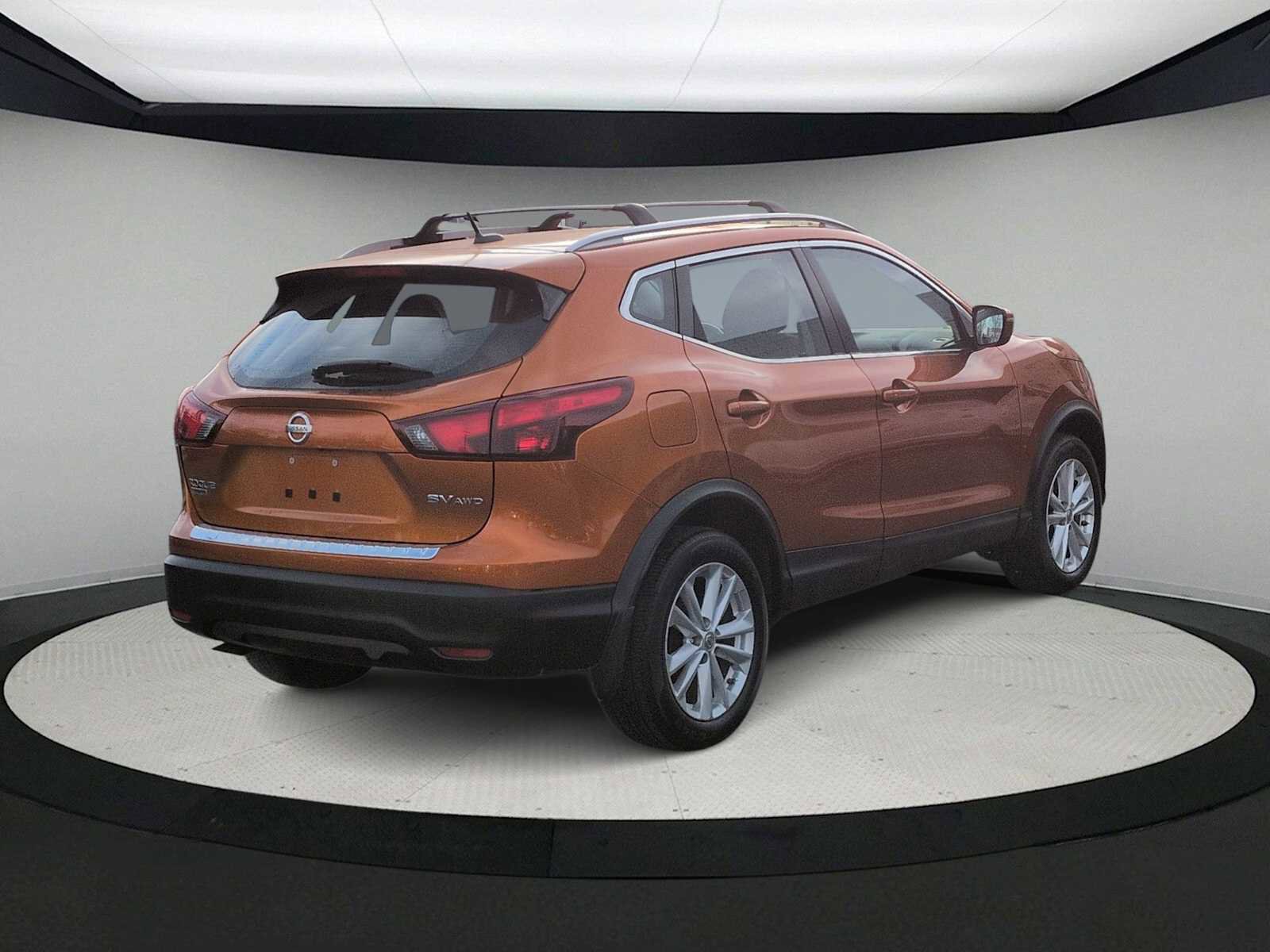 Used 2017 Nissan Rogue Sport SV w/ SV All-Weather Package image 8