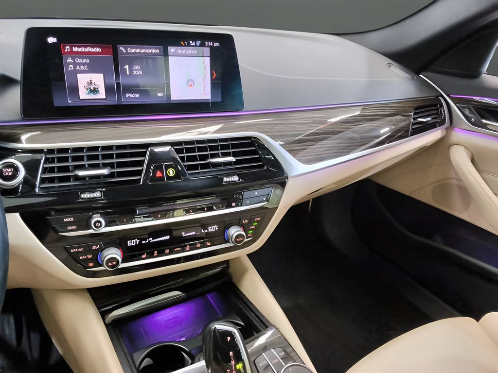 Used 2019 BMW 530e xDrive w/ Convenience Package AWD/4WD image 20