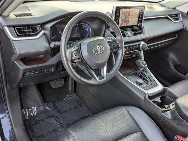Used 2019 Toyota RAV4 Limited image 10