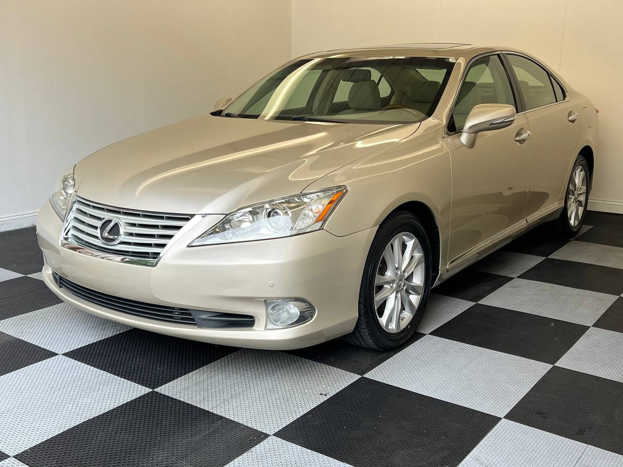 Used 2012 Lexus ES 350 image 1
