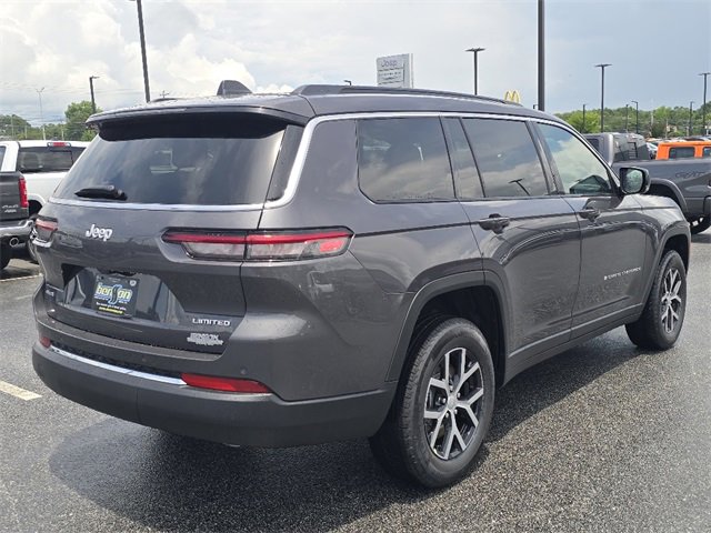 New 2025 Jeep Grand Cherokee L Limited image 3