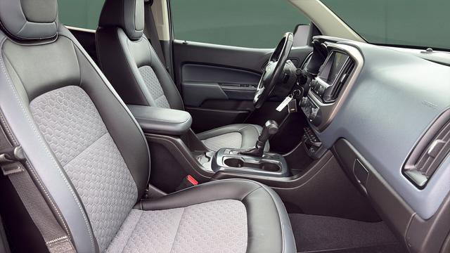 Used 2021 Chevrolet Colorado Z71 AWD/4WD image 24