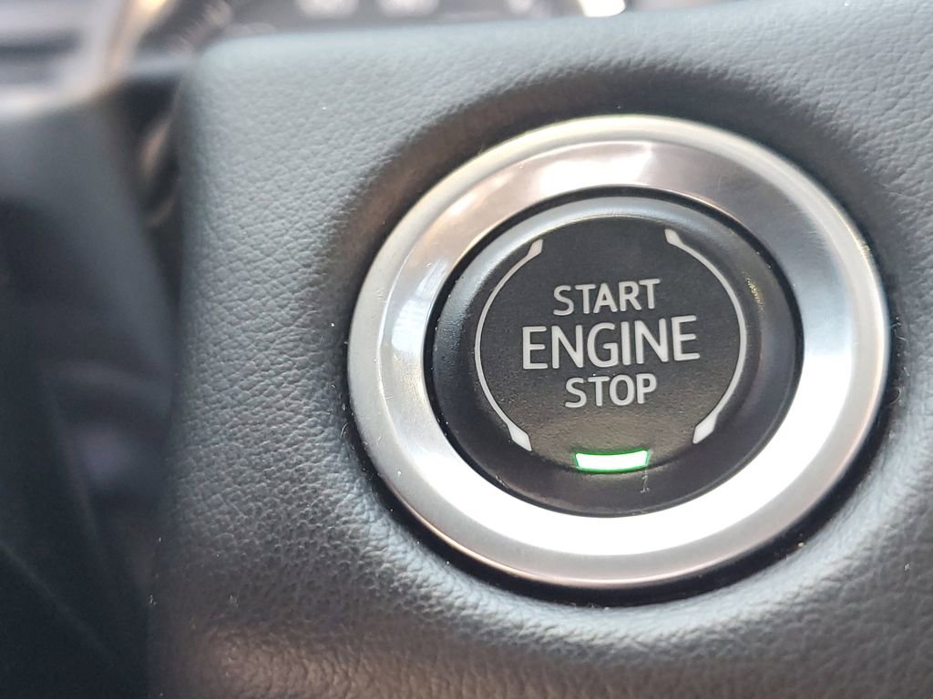 Used 2021 Chevrolet Tahoe RST image 31