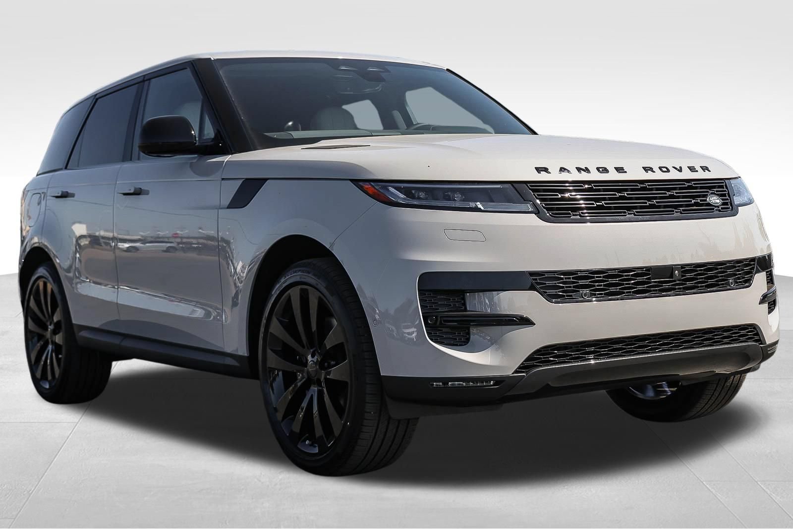 New 2026 Land Rover Range Rover Sport SE AWD/4WD image 3