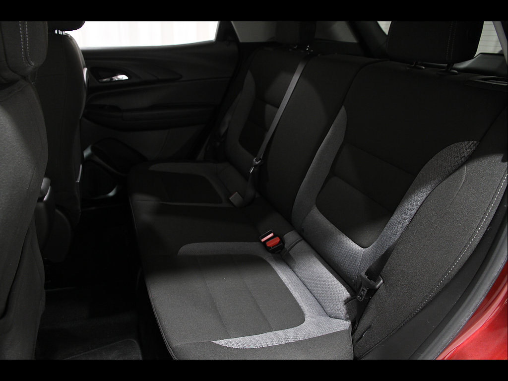 Certified 2022 Chevrolet TrailBlazer LT w/ LPO, Blackout Package AWD/4WD image 20