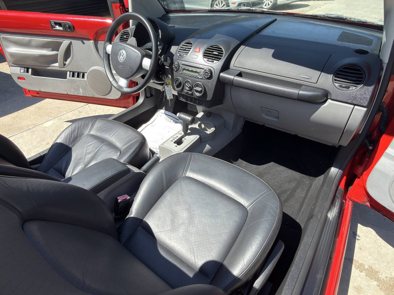 Used 2005 Volkswagen Beetle GLS FWD image 42