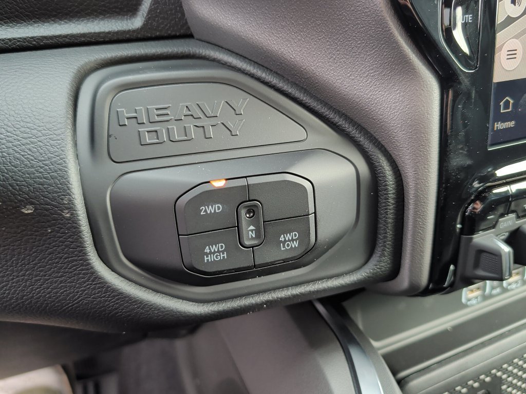 New 2027 RAM 2500 Laramie AWD/4WD image 27