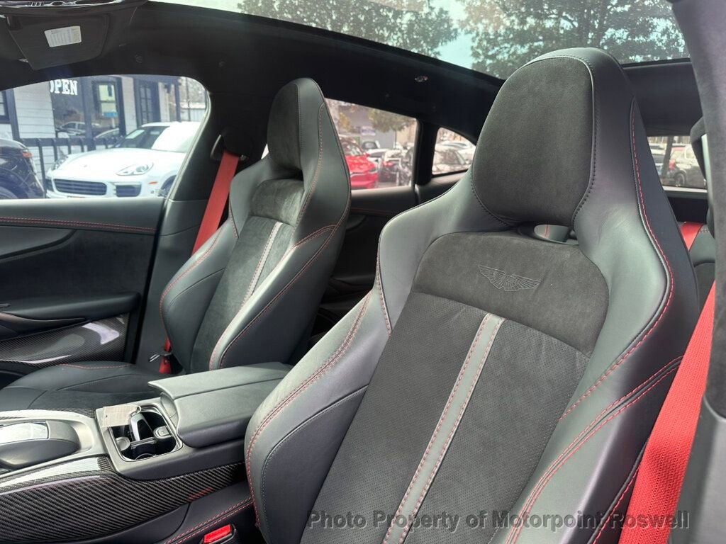 Used 2023 Aston Martin DBX image 11