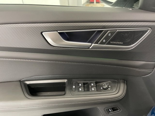 New 2025 Volkswagen Atlas Cross Sport SEL Premium R-Line image 21