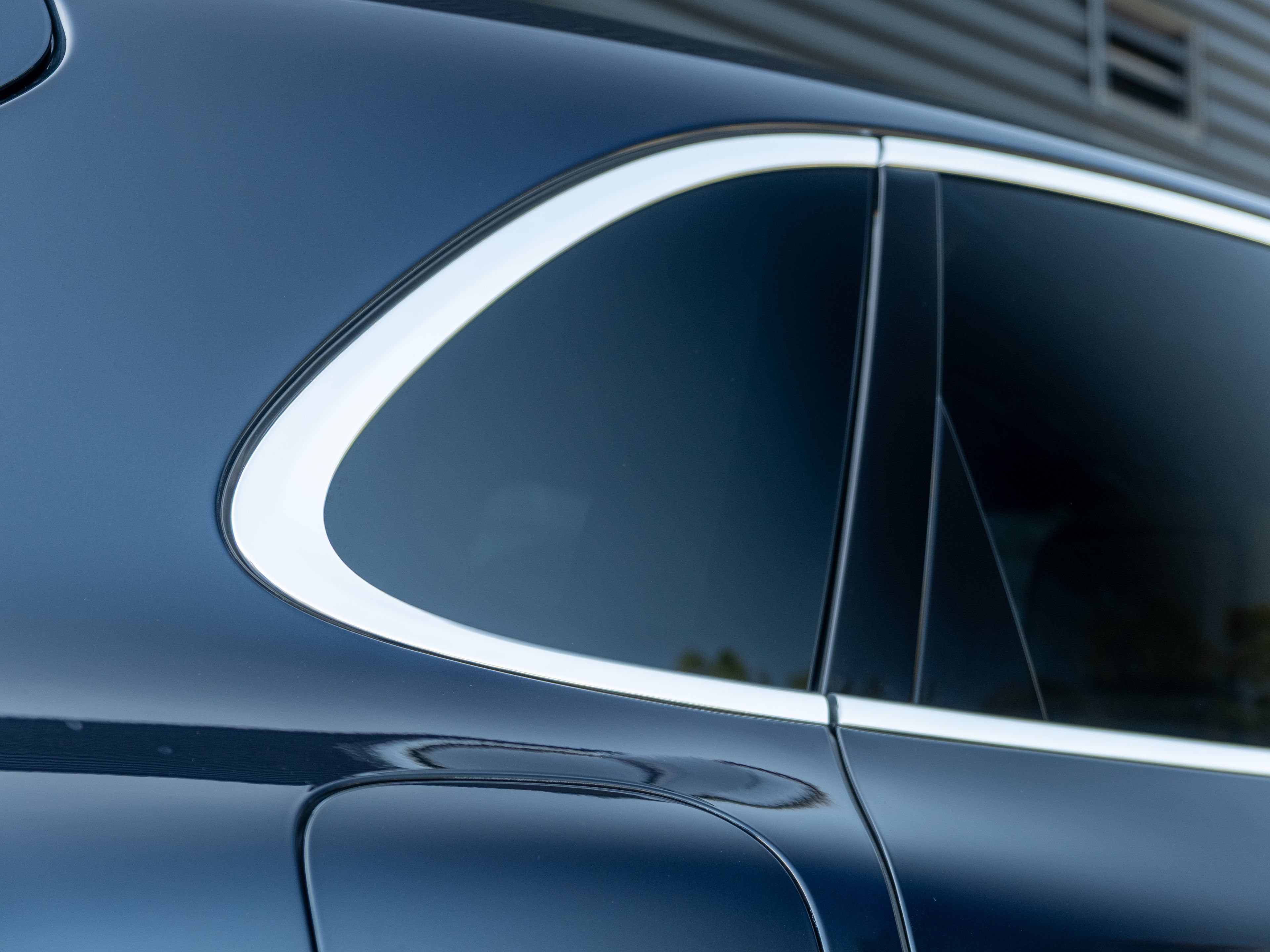 Certified 2023 Porsche Cayenne AWD/4WD image 22
