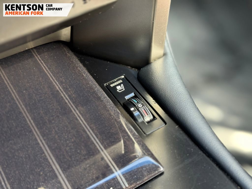 Used 2020 Lexus GX 460 Premium image 30